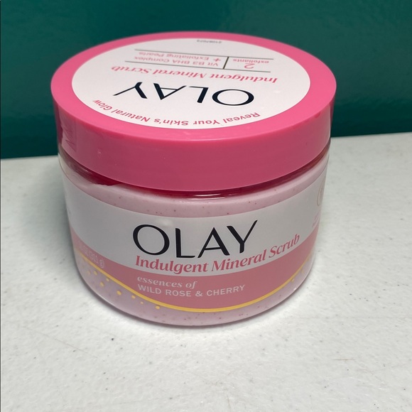 Olay Scrub - Picture 1 of 1